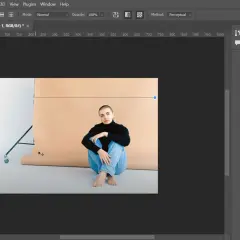 Jak rozciągnąć tło w Photoshopie? Metody bez zniekształceń
