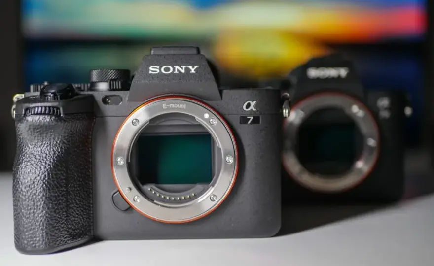 Lustrzanki Sony w 2025: Czy warto kupić? Przewodnik SLT