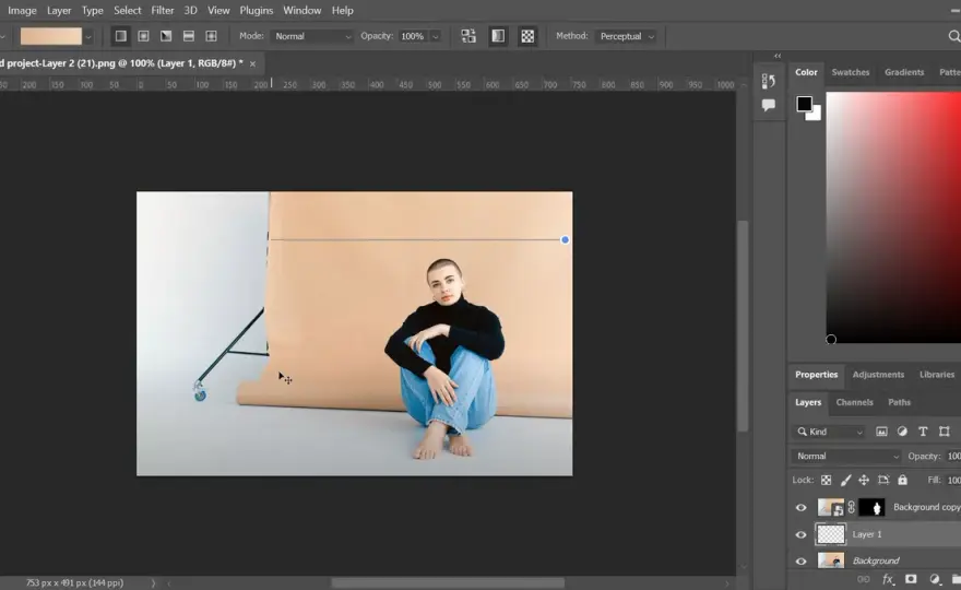 Jak rozciągnąć tło w Photoshopie? Metody bez zniekształceń
