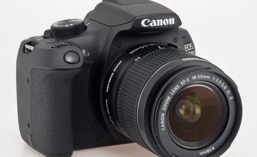 Canon 1300D w 2025: Warto kupić? Wady, zalety i alternatywy